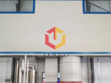围拦喷涂烤漆线